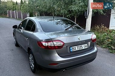 Седан Renault Fluence 2014 в Львове