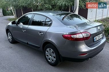 Седан Renault Fluence 2014 в Львове
