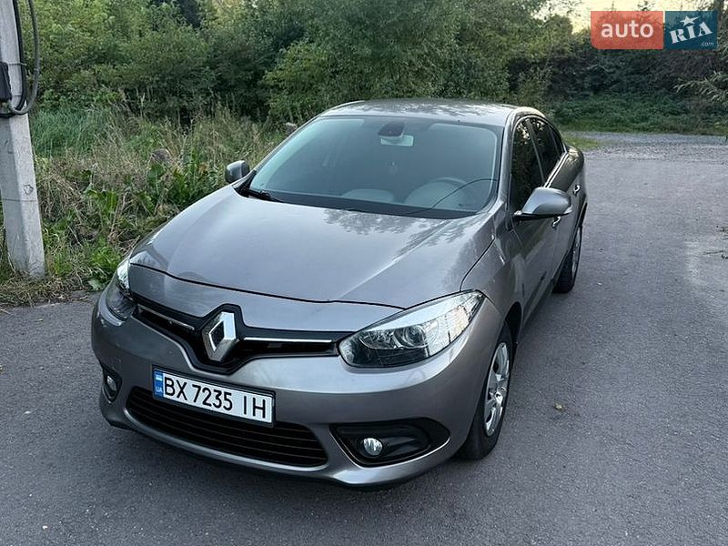 Седан Renault Fluence 2014 в Львове