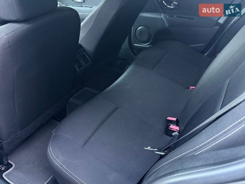 Седан Renault Fluence 2014 в Львове