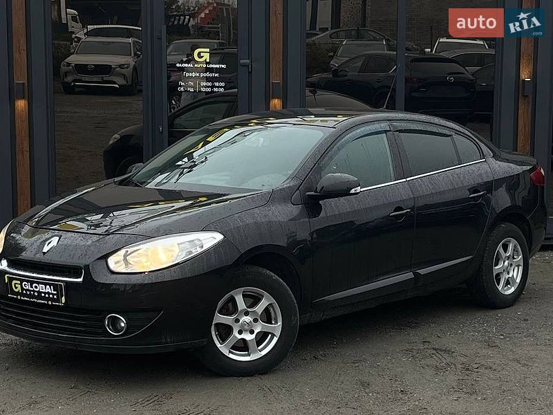 Седан Renault Fluence 2011 в Львове