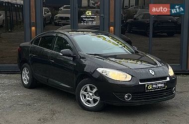 Седан Renault Fluence 2011 в Львове