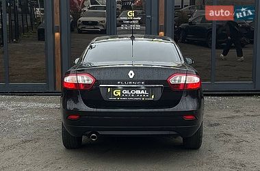 Седан Renault Fluence 2011 в Львове