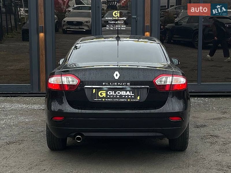 Седан Renault Fluence 2011 в Львове