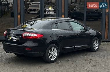 Седан Renault Fluence 2011 в Львове