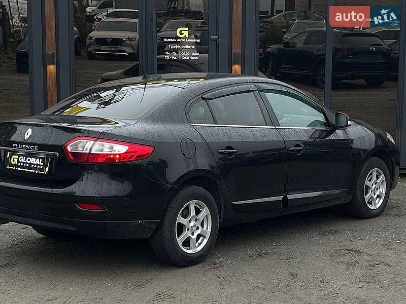 Седан Renault Fluence 2011 в Львове