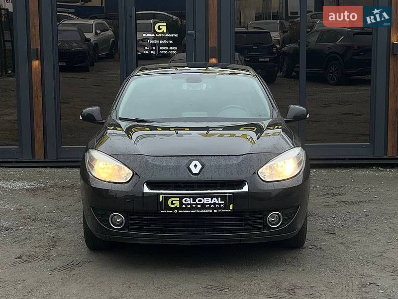 Седан Renault Fluence 2011 в Львове
