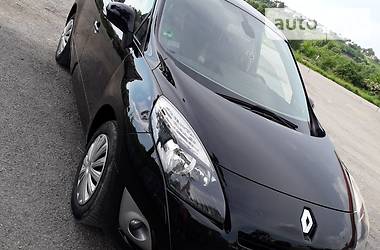 Renault Grand Scenic  2011