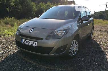 Renault Grand Scenic  2009