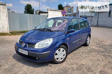 Renault Grand Scenic  2004