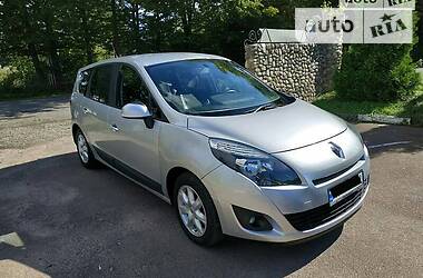 Renault Grand Scenic  2010