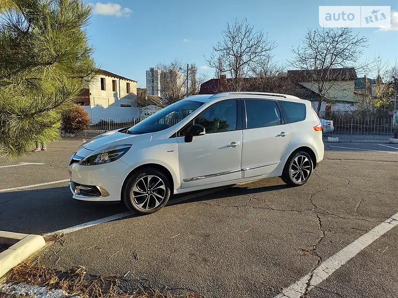 Renault Grand Scenic 2016