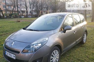 Renault Grand Scenic  2009