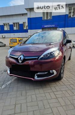 Renault Grand Scenic  2015