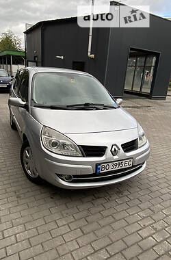 Renault Grand Scenic  2009