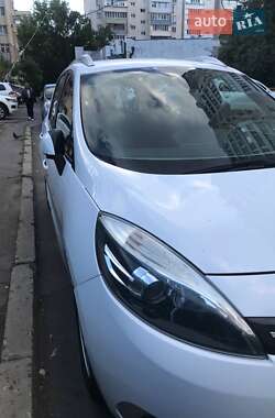 Renault Grand Scenic  2014