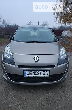 Renault Grand Scenic  2011