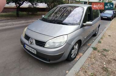 Renault Grand Scenic  2004