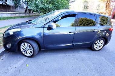 Renault Grand Scenic  2010
