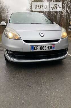 Renault Grand Scenic  2013