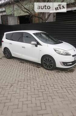 Renault Grand Scenic  2011