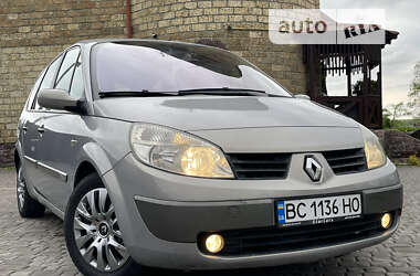 Renault Grand Scenic  2004
