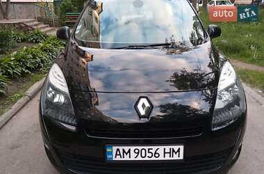 Renault Grand Scenic  2010
