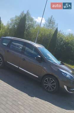 Renault Grand Scenic  2012