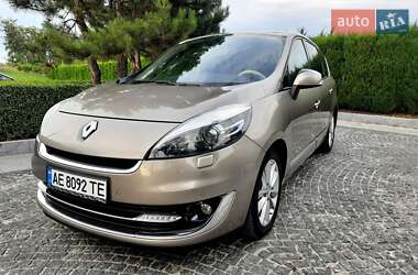 Renault Grand Scenic 2012