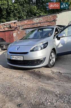 Renault Grand Scenic  2012