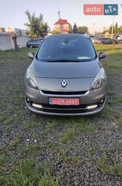 Renault Grand Scenic  2012