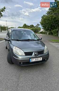 Renault Grand Scenic 2004
