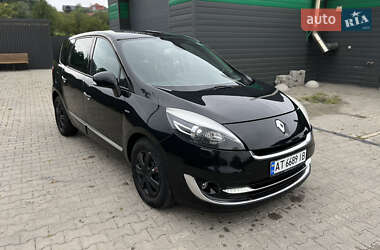Renault Grand Scenic  2012