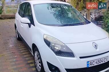 Renault Grand Scenic 2011