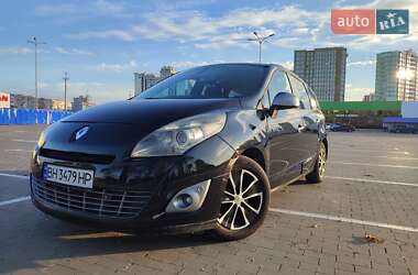Renault Grand Scenic  2010