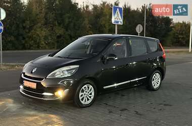 Renault Grand Scenic  2012