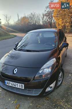 Renault Grand Scenic  2010