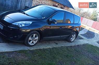 Renault Grand Scenic  2010
