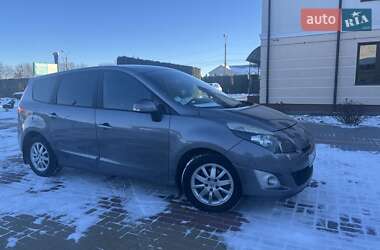 Renault Grand Scenic  2010