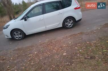 Renault Grand Scenic  2016