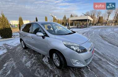 Renault Grand Scenic  2011