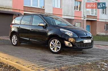 Renault Grand Scenic 2011