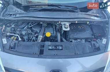 Renault Grand Scenic  2015