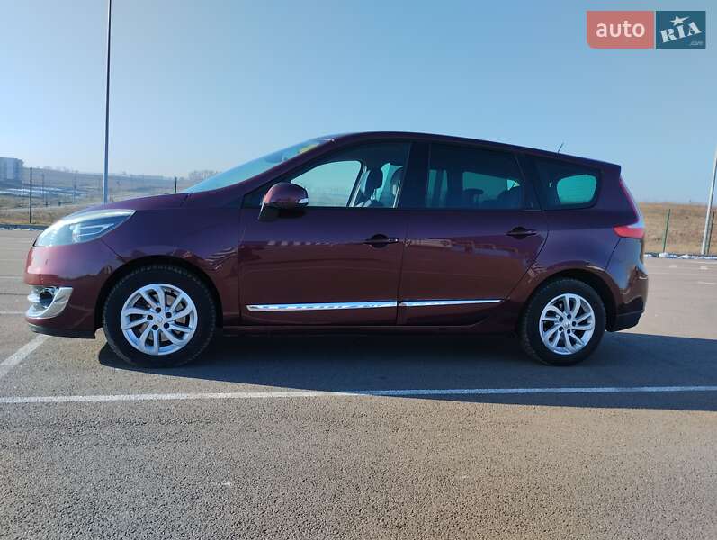 Renault Grand Scenic 2013 року в Рівному