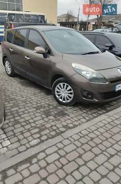 Renault Grand Scenic 2009