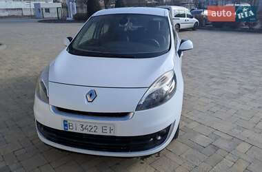 Renault Grand Scenic  2012