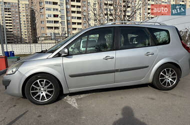 Renault Grand Scenic 2009