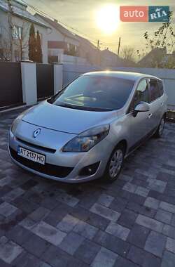 Renault Grand Scenic 2010