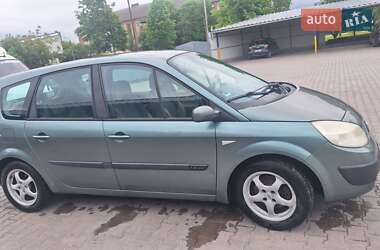 Renault Grand Scenic  2004