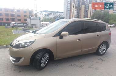 Renault Grand Scenic 2013